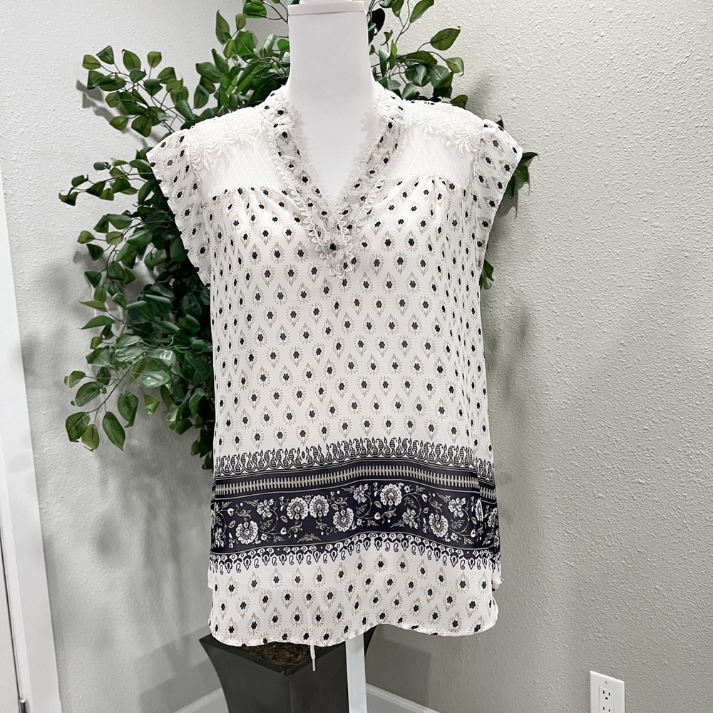 MINE Flower Printed Lace Blouse